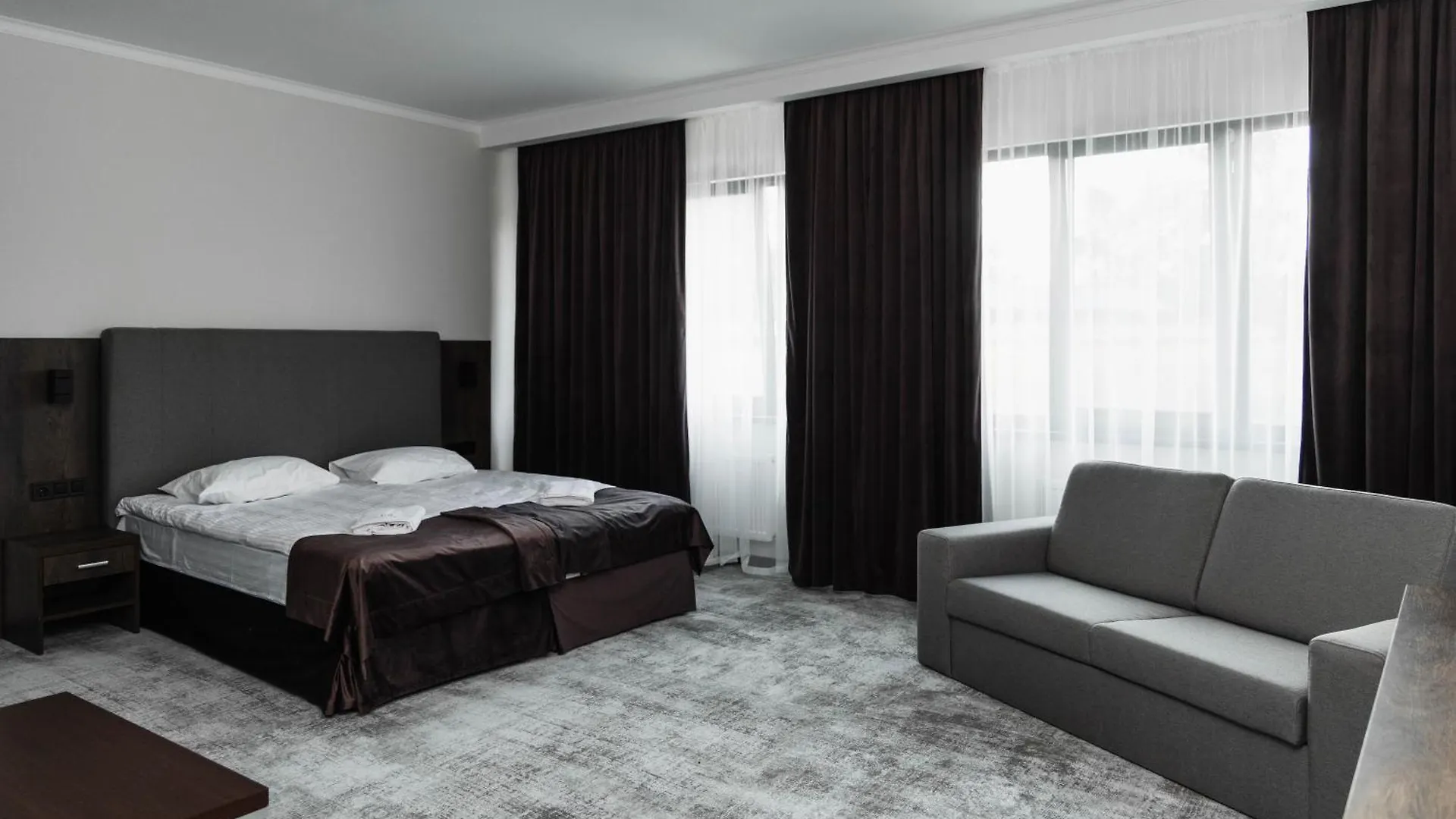 Sunrise Hotel Kiew